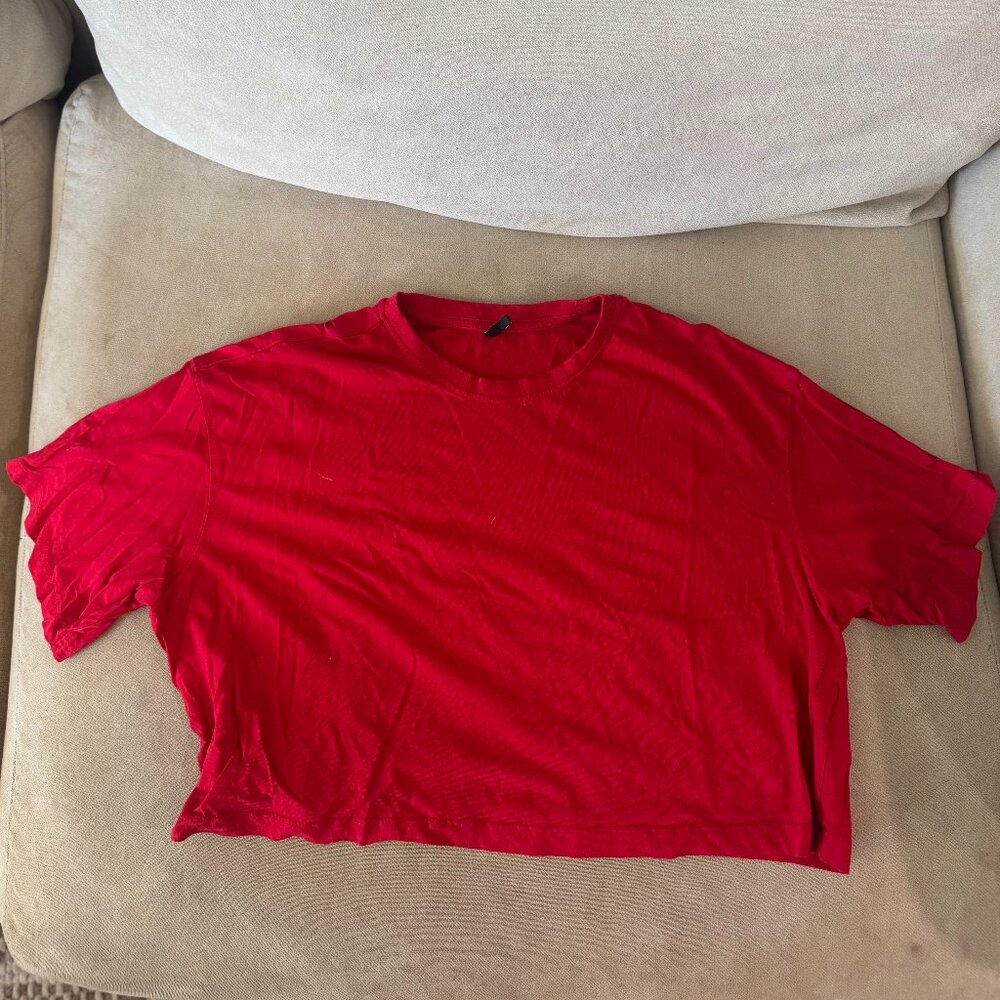 Red Cropped Tee